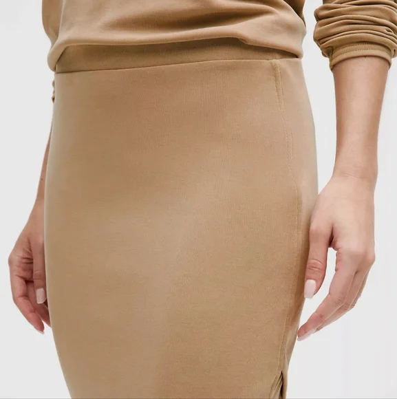 Lululemon Drapey Softstreme Column Midi Skirt Filbert Tan Size Small